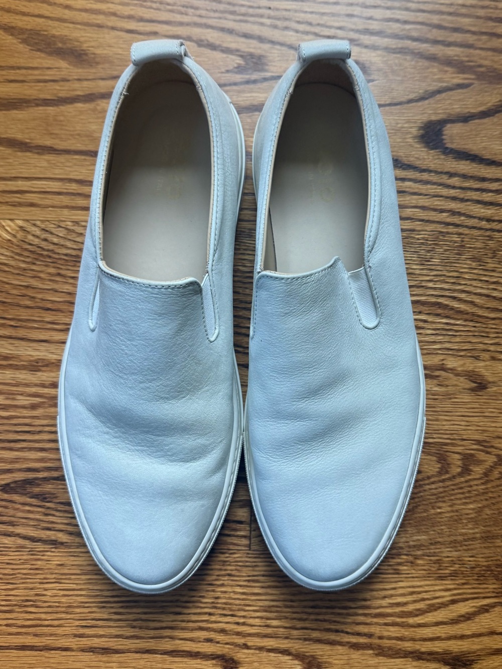 KOIO Men's Antique White Leather Slip-On